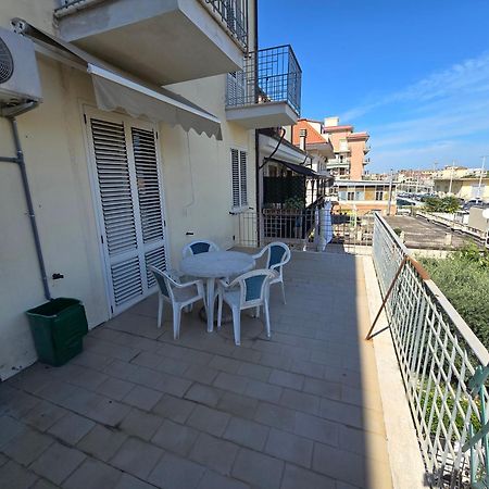 Appartamento Mare San Benedetto del Tronto Exteriör bild